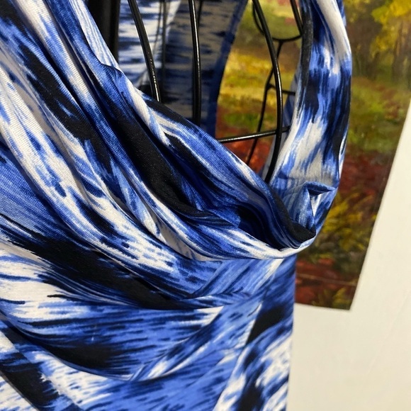 Rafaella size large blue and white drop neckline sleeveless tank casual stretch - Picture 2 of 8